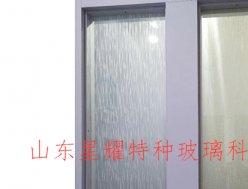 夾絲玻璃